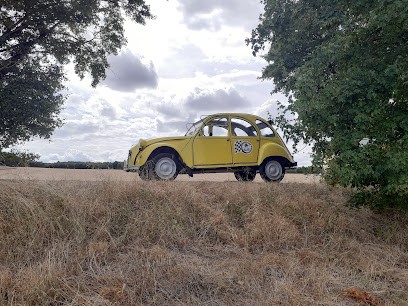La Charente En Deuch, Loueur de Voiture à Montignac-Charente