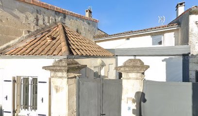 Couzinet Jean Pierre, Loueur de Voiture à Saintes