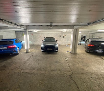 Rs Luxury Cars, Loueur de Voiture à Troyes