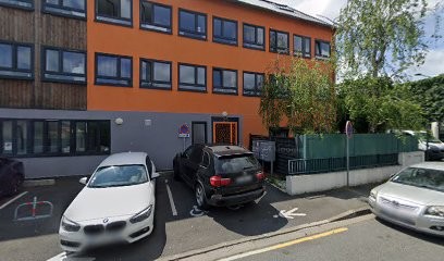 Walt driving, Loueur de Voiture à Orly