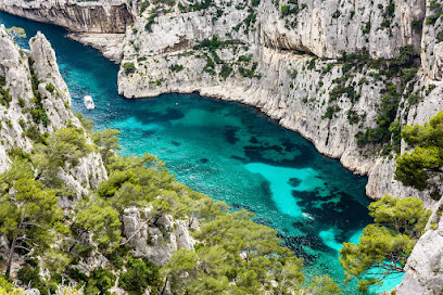 Discountloc ,( Pas De Boutique Physique, Appelez-Nous) Location De Voitures À Marseille, Location De Voiture à Marseille 07