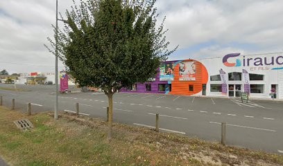 Intermarché Location Savigné, Loueur de Voiture à Savigné