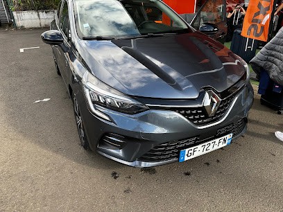 Sixt Martinique Aéroport, Loueur de Voiture  