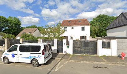 LOC AMBULANCES, Loueur de Voiture à Villecresnes